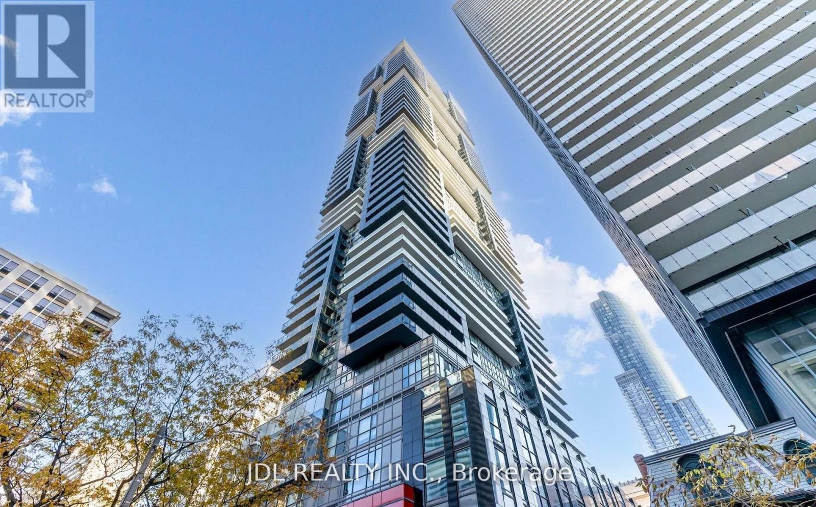 5203 - 7 GRENVILLE STREET W, Toronto, Ontario