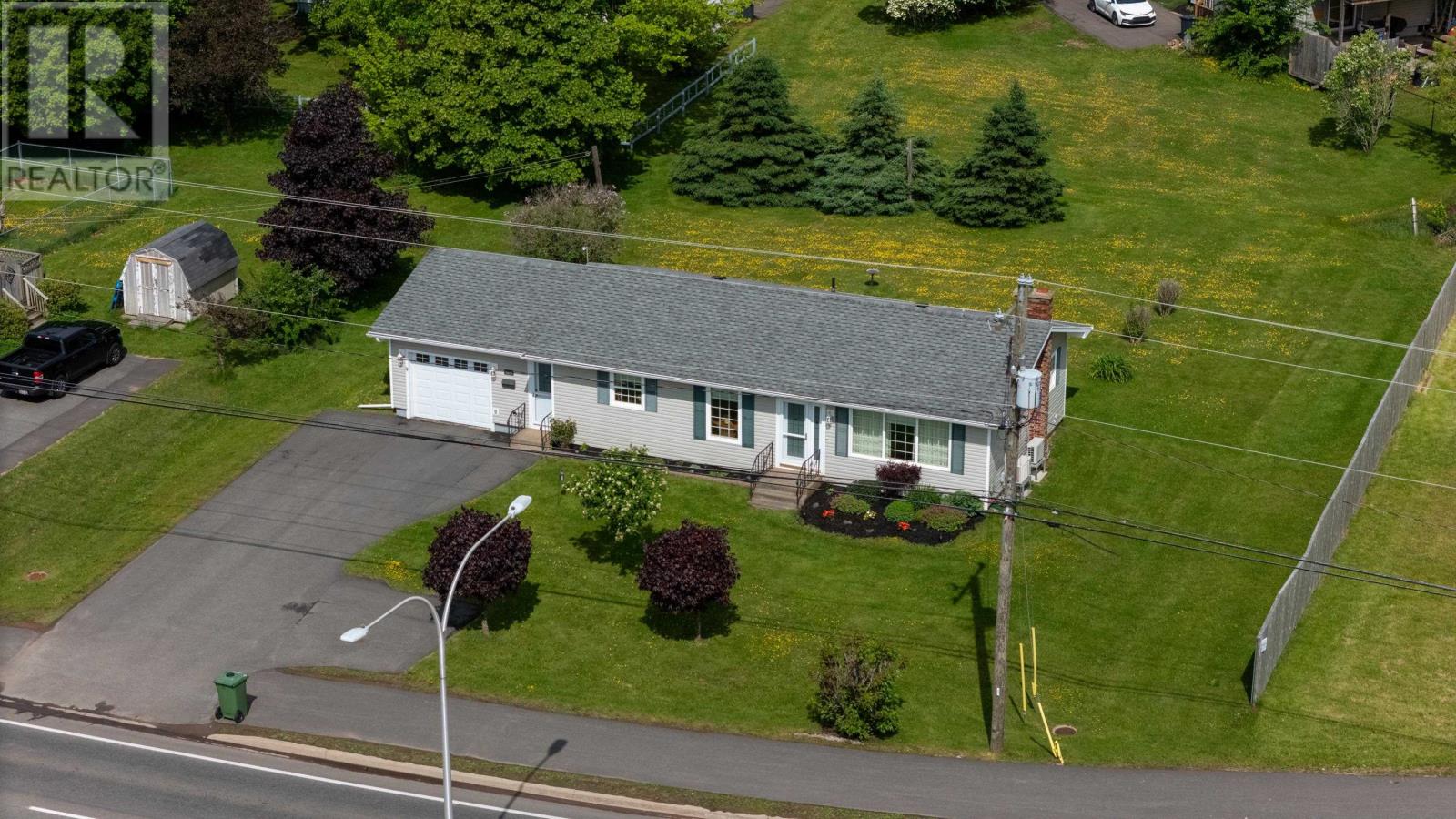 Property at 405 St. Peter's Road image 2