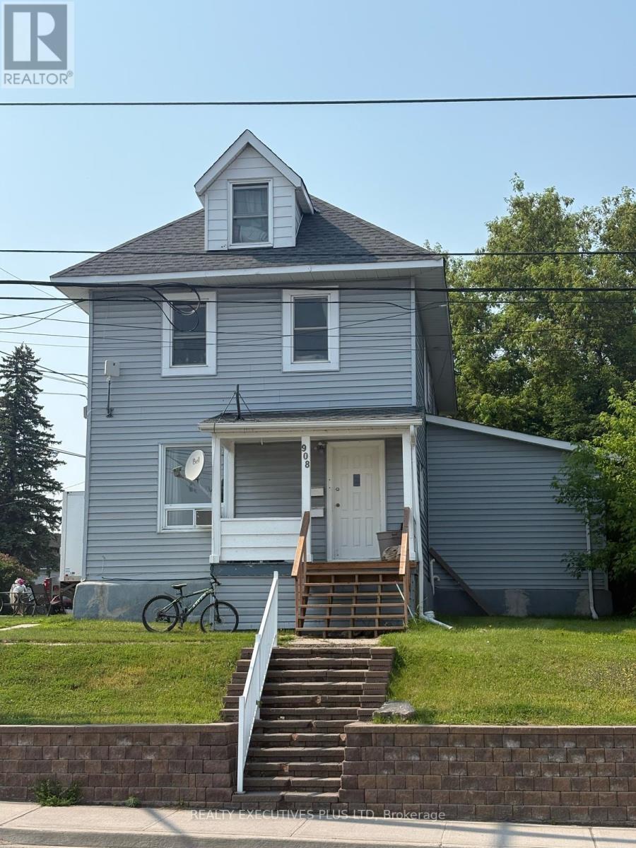 106 FOURTH AVENUE W, North Bay, Ontario