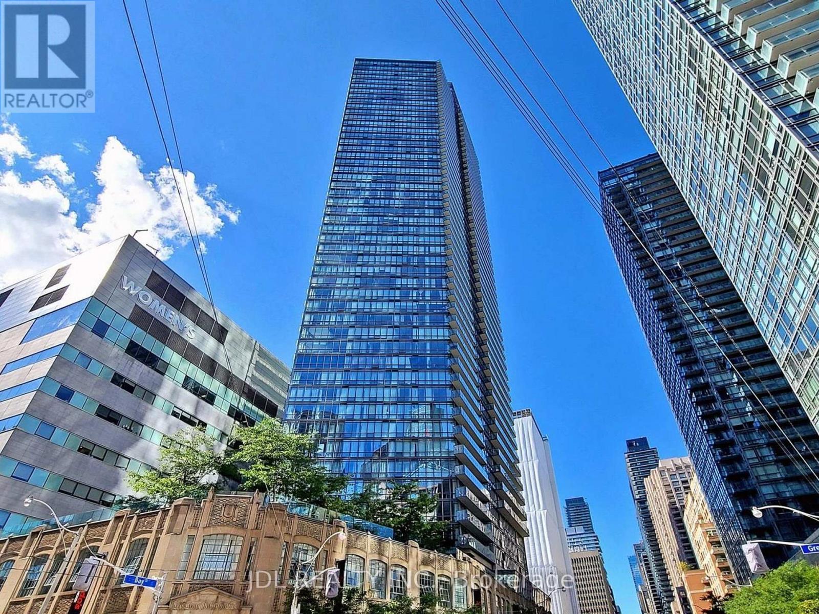 708 - 832 BAY STREET, Toronto, Ontario