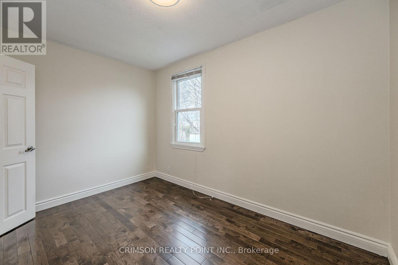 42 East 11th Street, Hamilton, Ontario  L9A 3T2 - Photo 15 - X12220784