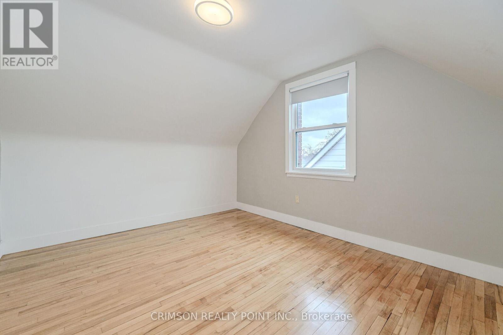 42 East 11th Street, Hamilton, Ontario  L9A 3T2 - Photo 19 - X12220784