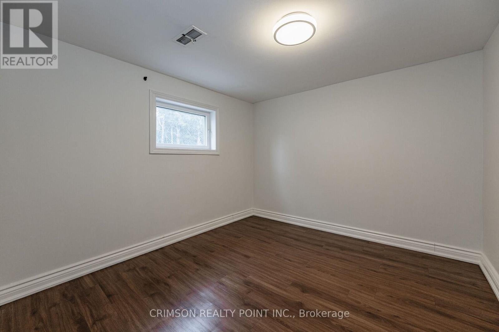 42 East 11th Street, Hamilton, Ontario  L9A 3T2 - Photo 26 - X12220784