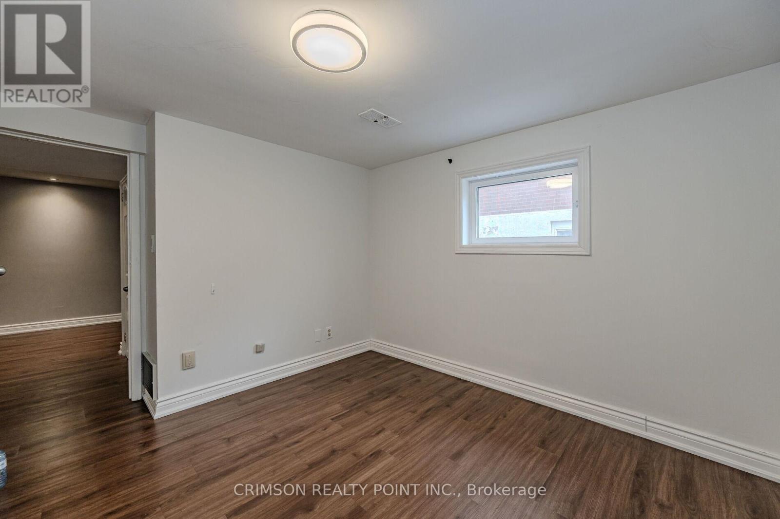 42 East 11th Street, Hamilton, Ontario  L9A 3T2 - Photo 27 - X12220784