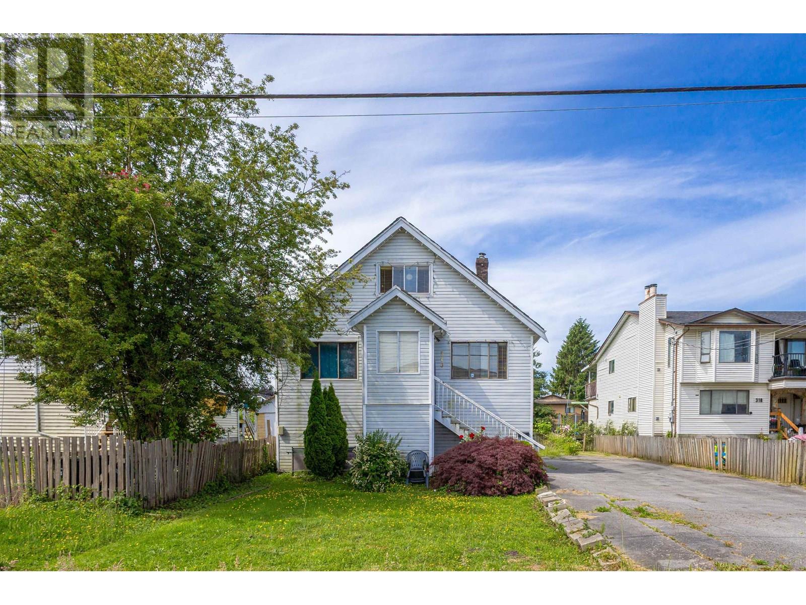 Property at 316 PEMBINA STREET image 1