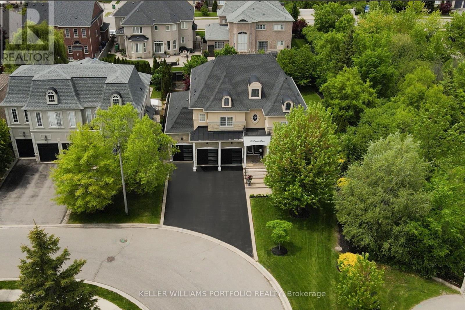 26 LOUVAIN DRIVE, Brampton, Ontario