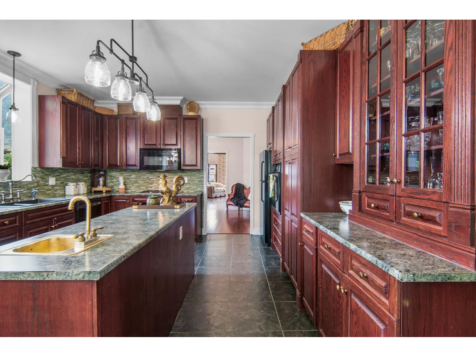 864 Hot Springs Road, Harrison Hot Springs, Harrison Hot Springs, British Columbia  V0M 1K0 - Photo 13 - R3015247