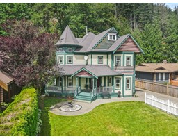 864 HOT SPRINGS ROAD|Harrison Hot Springs, Harrison Hot Springs, British Columbia