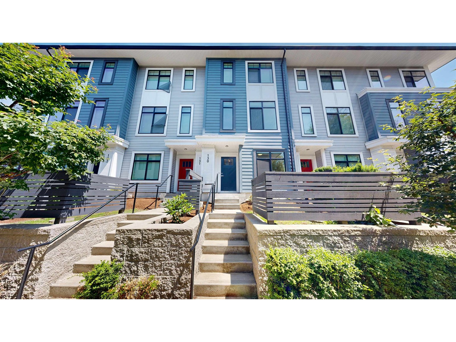 130 15235 Sitka Drive, Surrey, British Columbia  V3S 0A9 - Photo 2 - R3015308