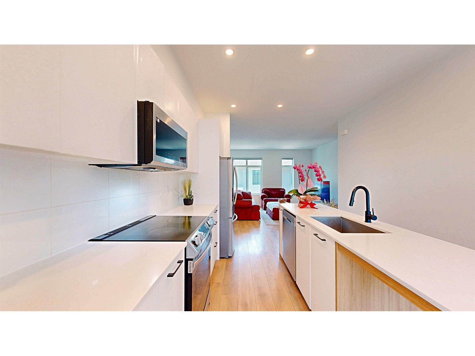 130 15235 Sitka Drive, Surrey, British Columbia  V3S 0A9 - Photo 14 - R3015308