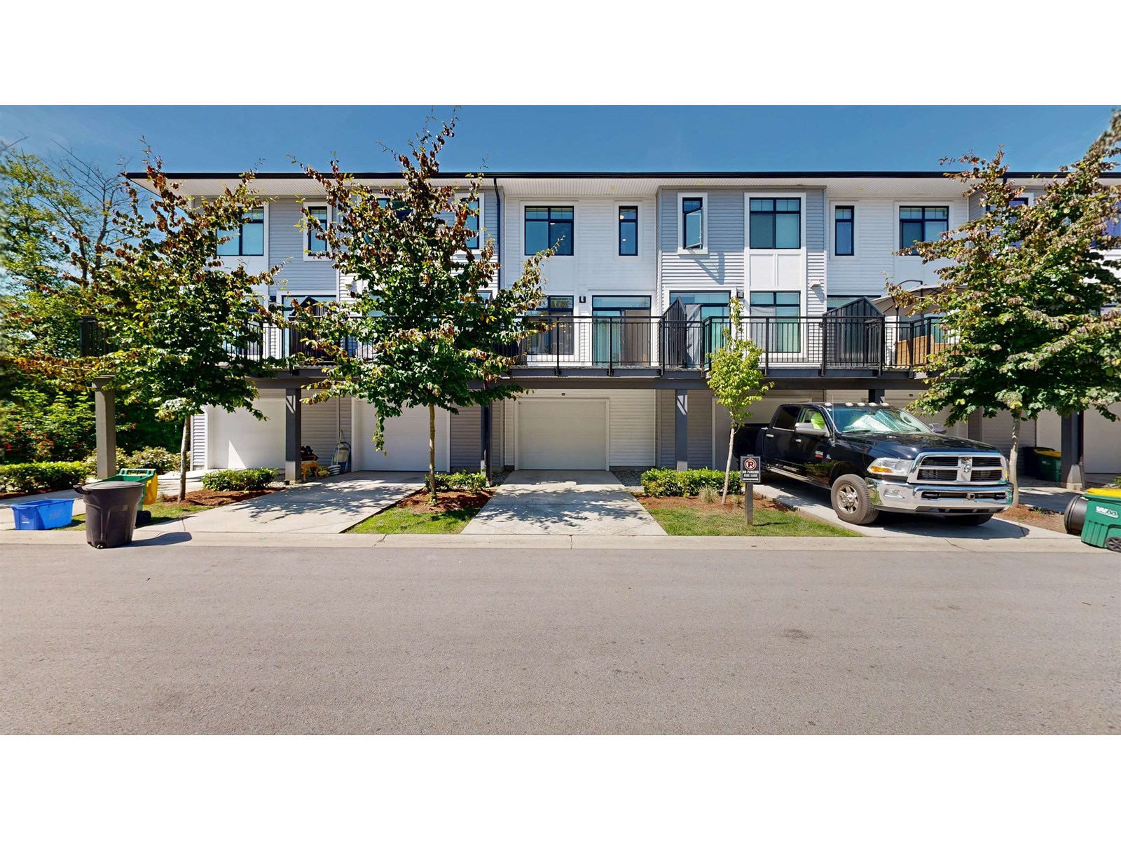 130 15235 SITKA DRIVE, surrey, British Columbia