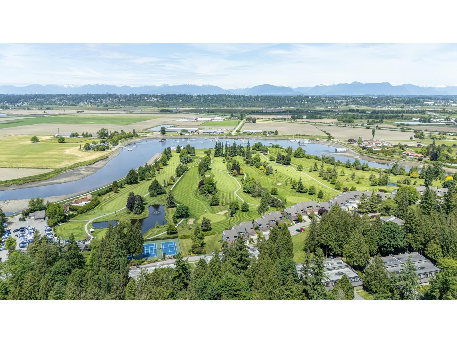 10 14085 NICO WYND PLACE, Surrey, British Columbia
