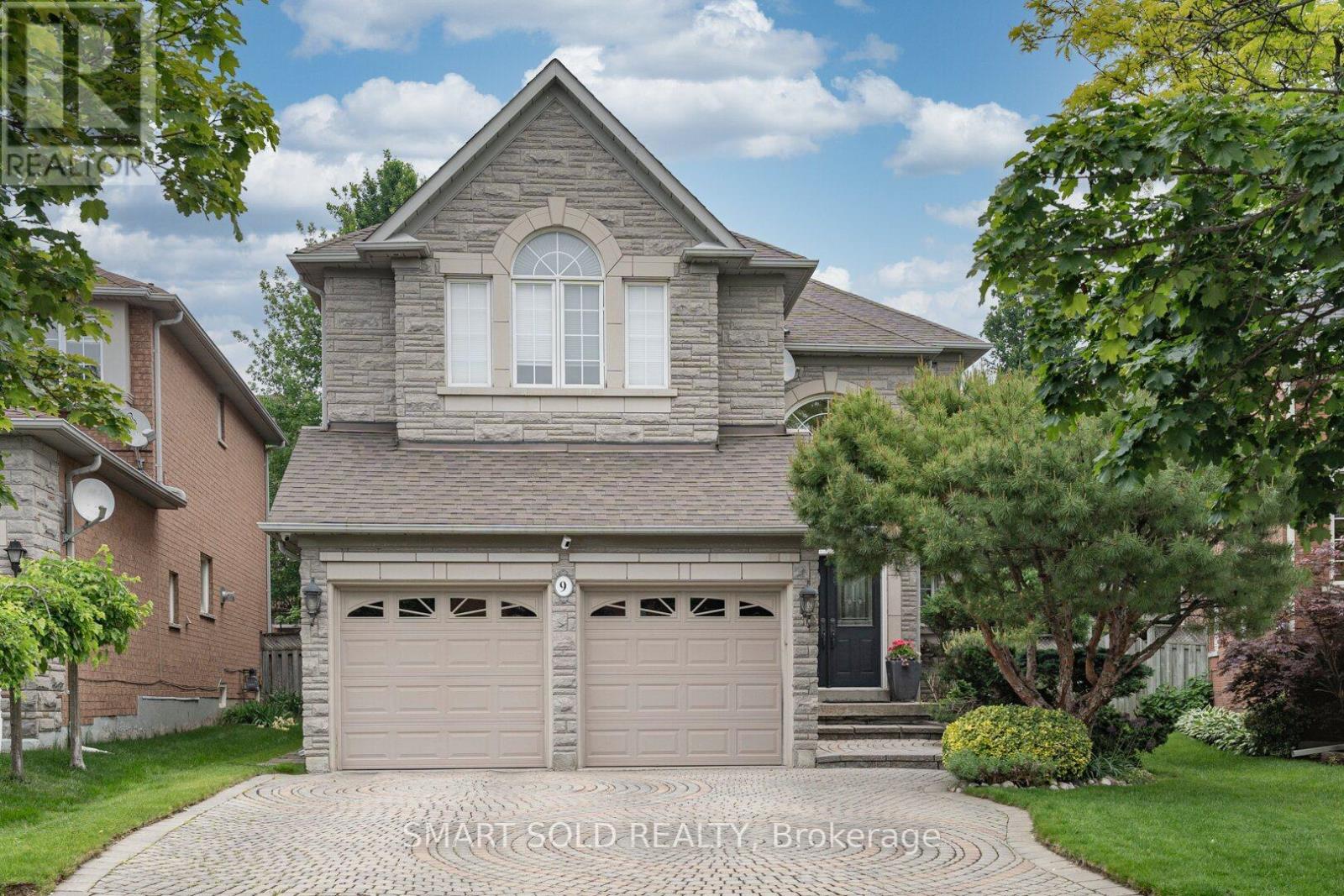 9 ALPINE CRESCENT, richmond hill (rouge woods), Ontario