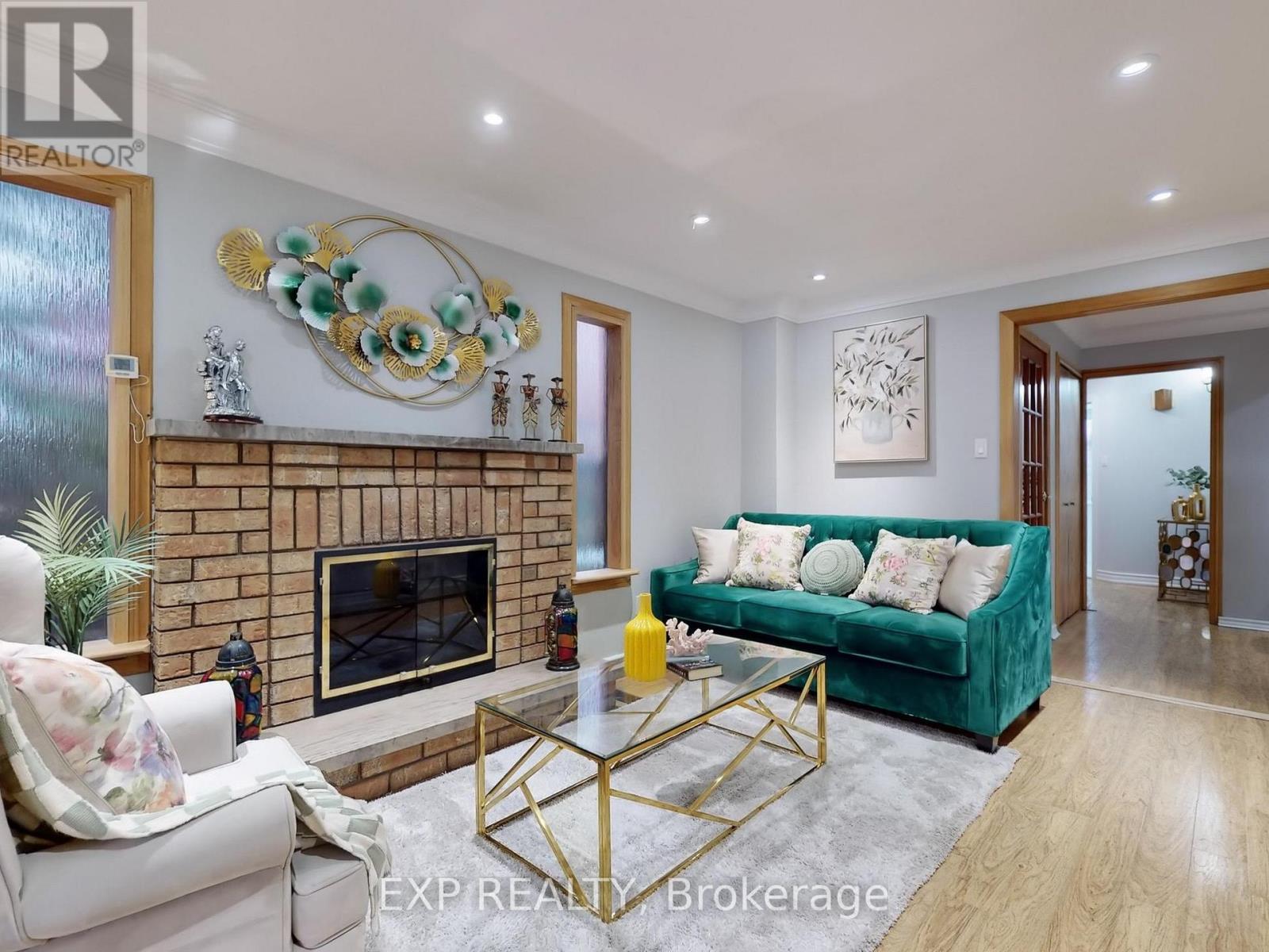 Property at 2959 SAINT MALO CIRCLE image 4