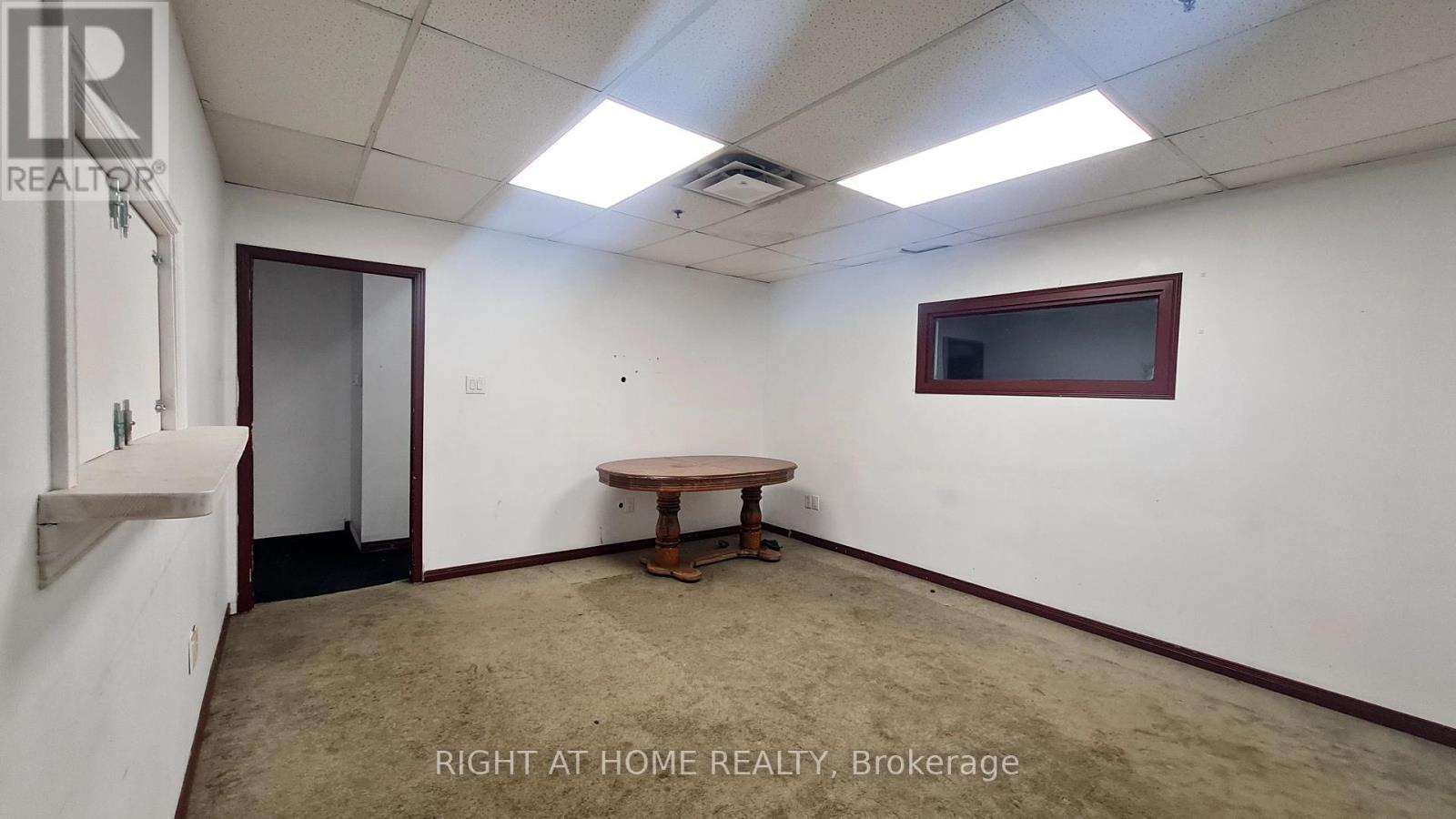 306b Eddystone Avenue, Toronto, Ontario M3N 1H7 - Photo 5 - W12220818