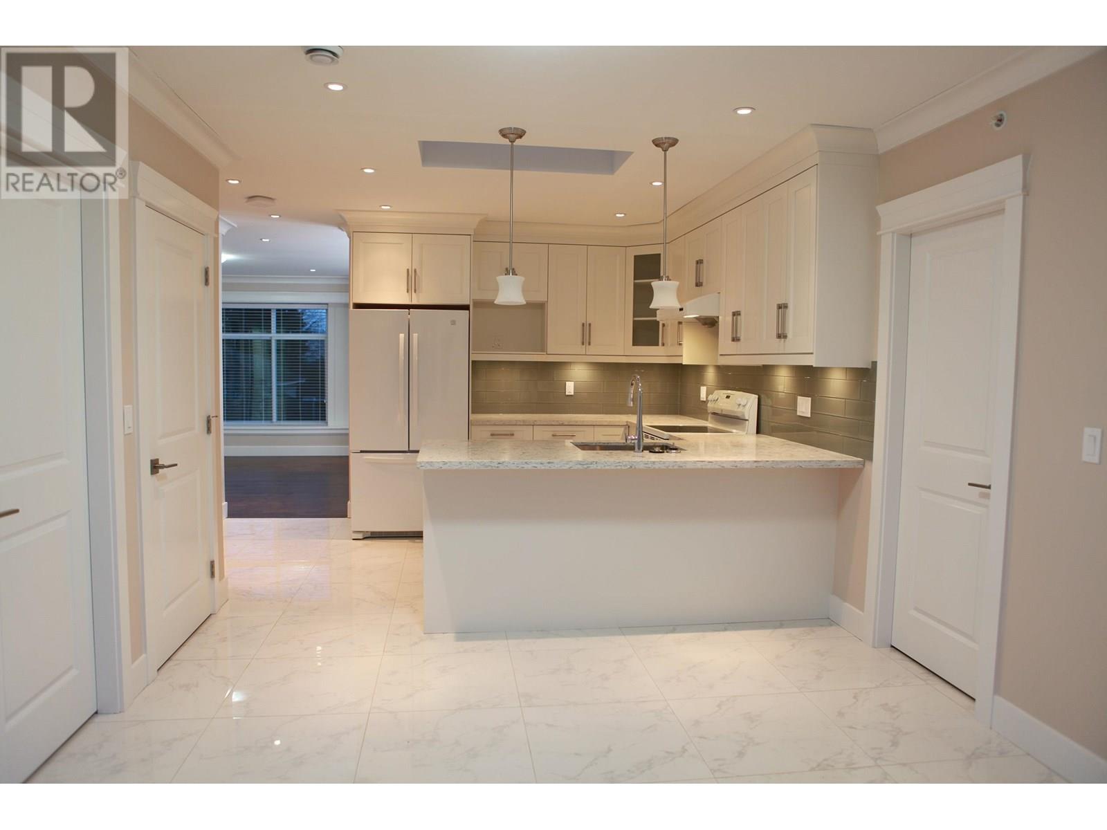 455 W 38th Avenue, Vancouver, British Columbia  V5Y 2N7 - Photo 4 - R3015431