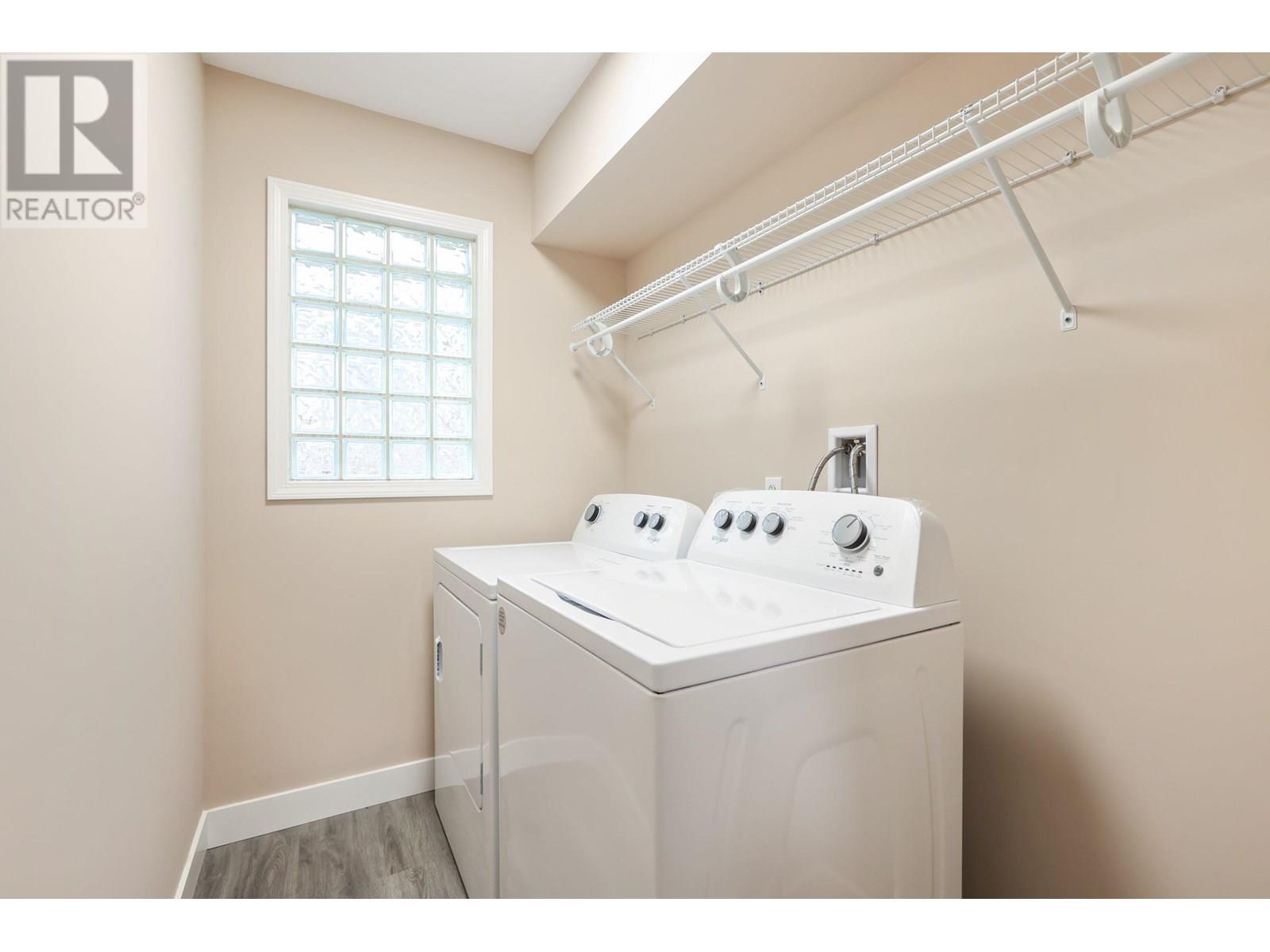 Listing Picture 11 of 24 : 777 W 69TH AVENUE, Vancouver / 溫哥華 - 魯藝地產 Yvonne Lu Group - MLS Medallion Club Member