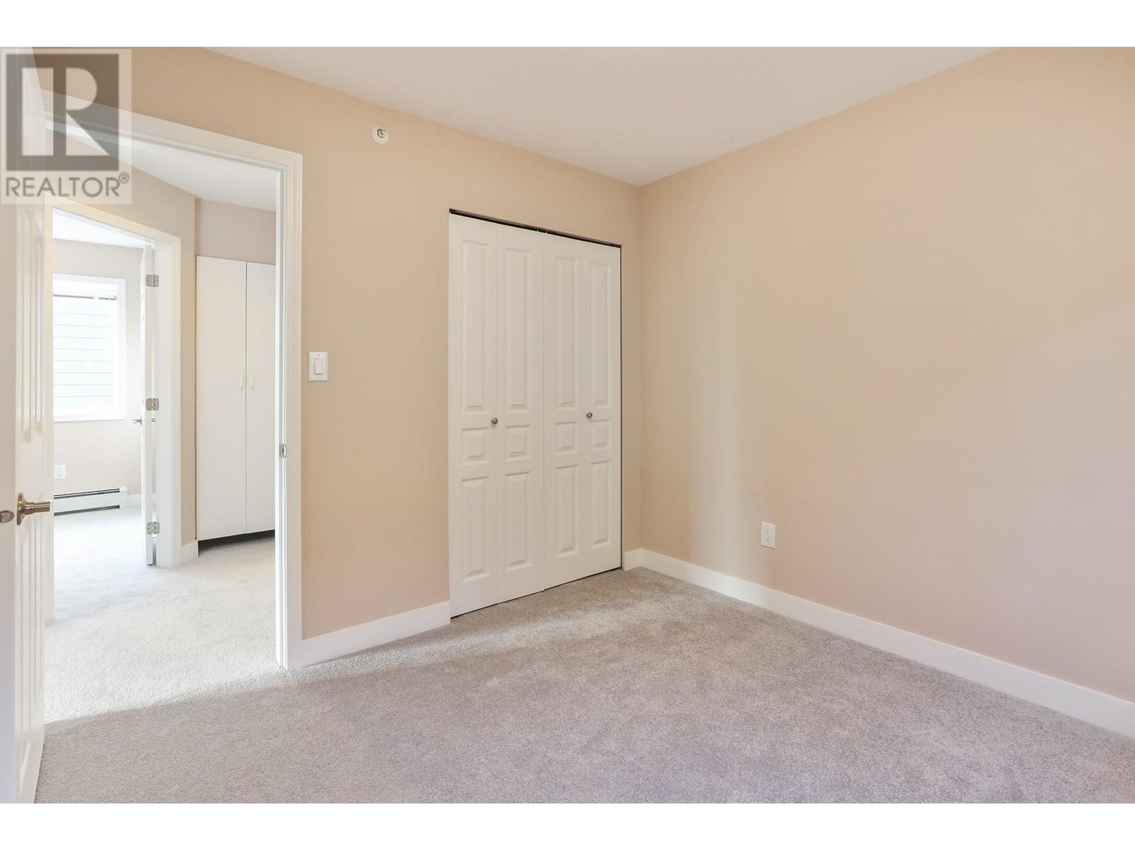 Listing Picture 18 of 24 : 777 W 69TH AVENUE, Vancouver / 溫哥華 - 魯藝地產 Yvonne Lu Group - MLS Medallion Club Member