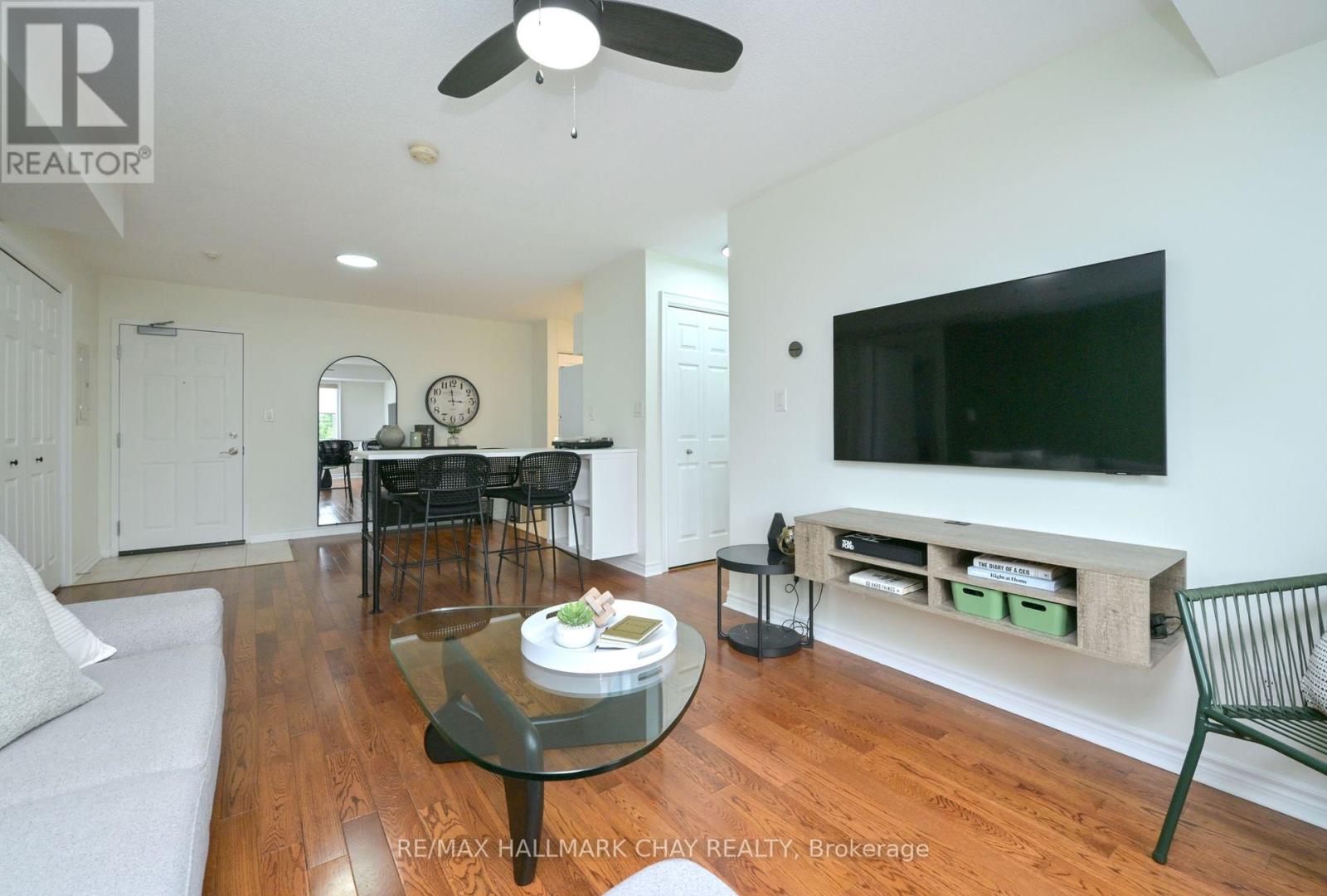 308 - 500 Mapleview Drive, Barrie, Ontario  L4N 6C3 - Photo 13 - S12213556