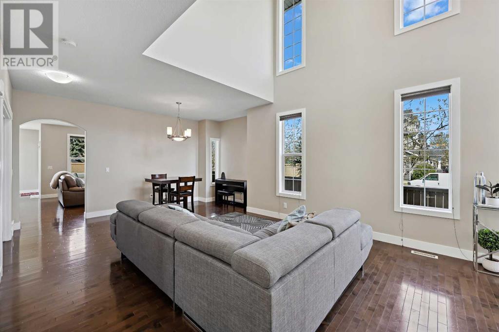 Property at 5 Cougartown Circle SW image 5