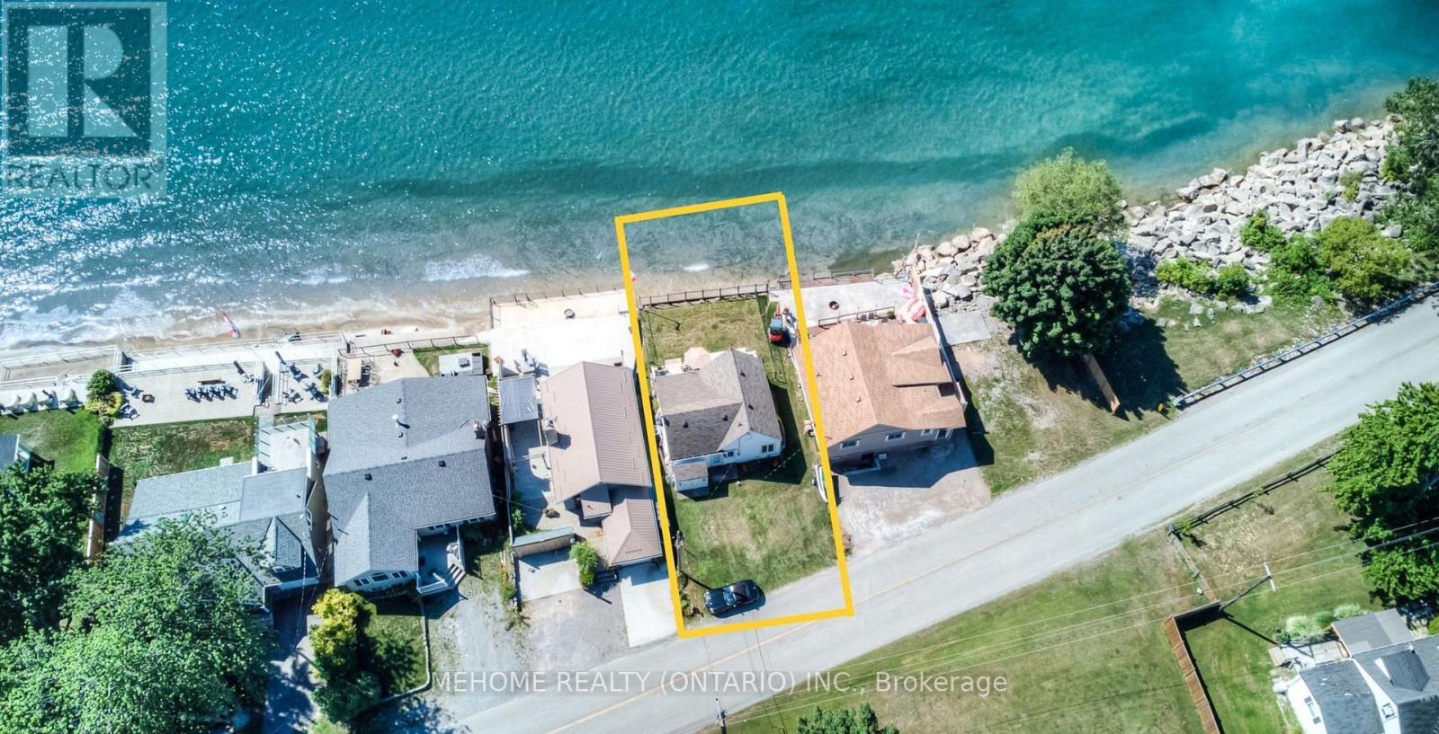 Property at 11853 LAKESHORE ROAD image 2