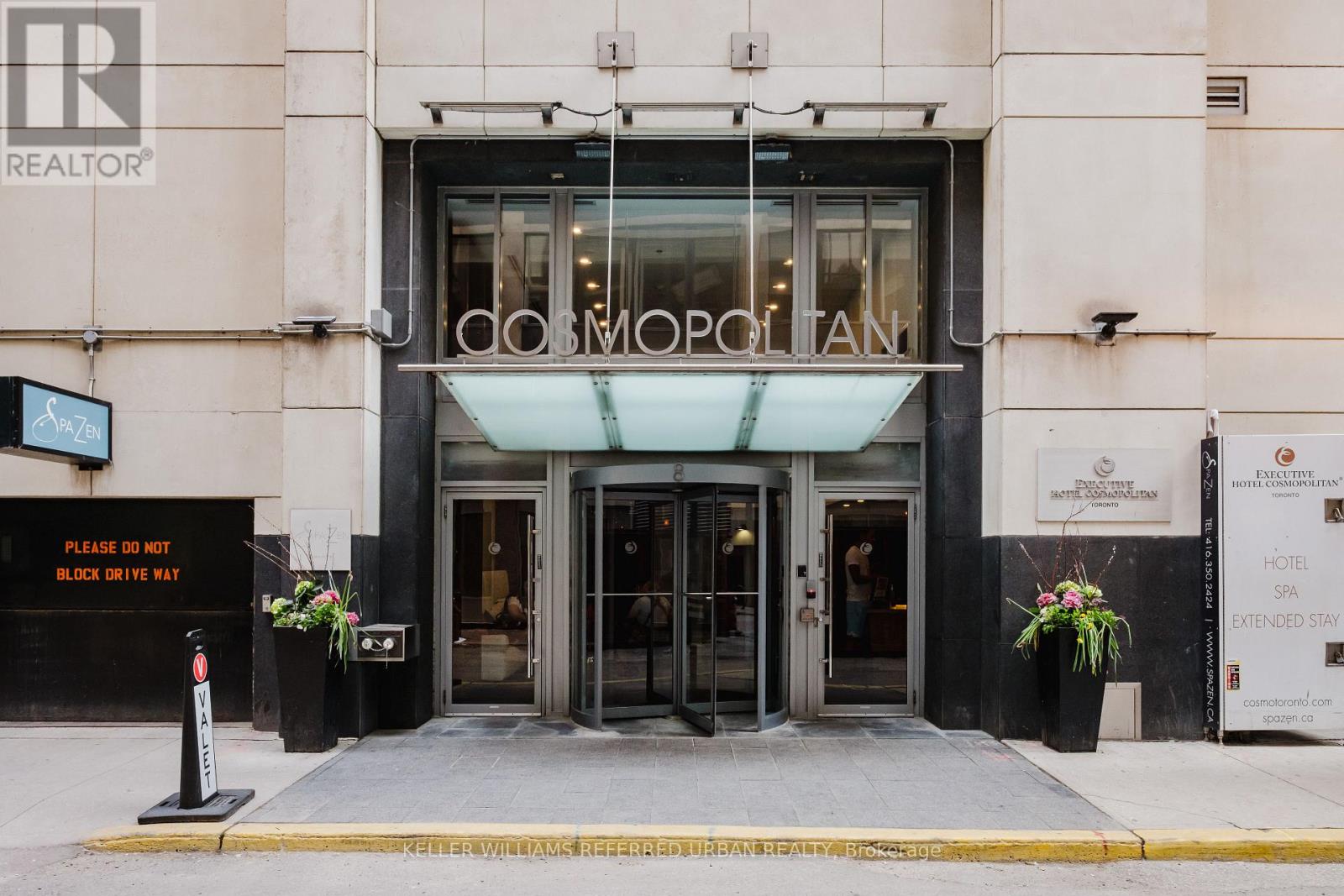 2505 - 8 COLBORNE STREET, Toronto, Ontario