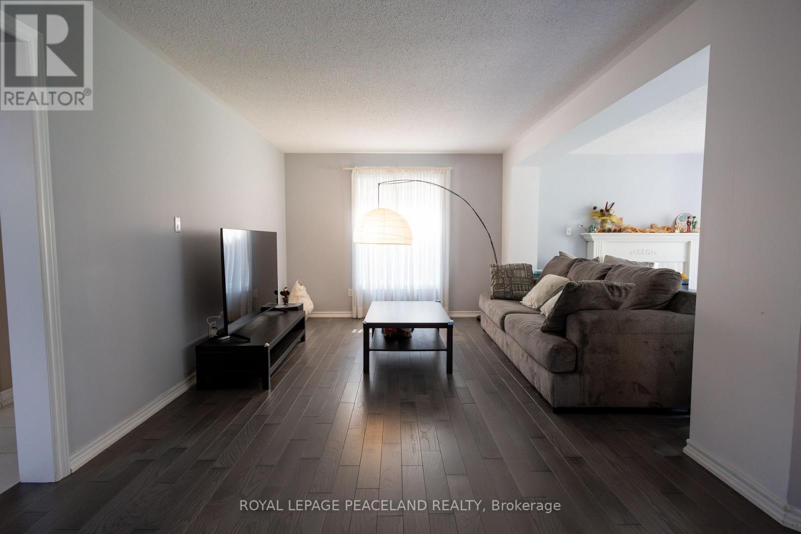 Property at 107 QUINCE CRESCENT image 5