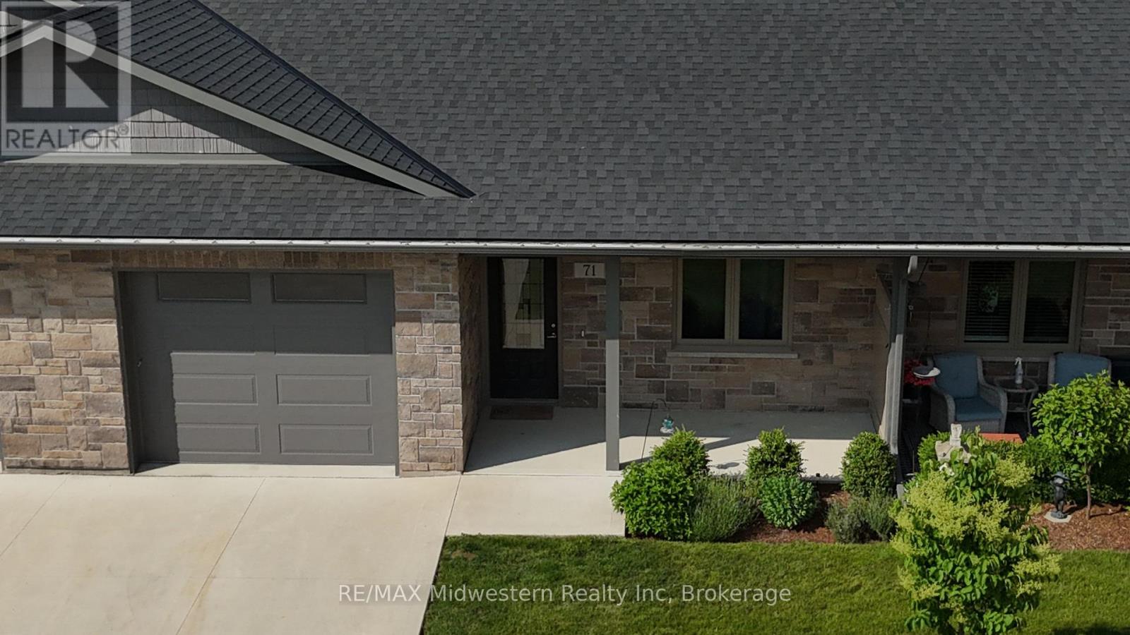 #71 - 375 Mitchell Road S, North Perth (Listowel), Ontario  N4W 0H4 - Photo 2 - X12220928