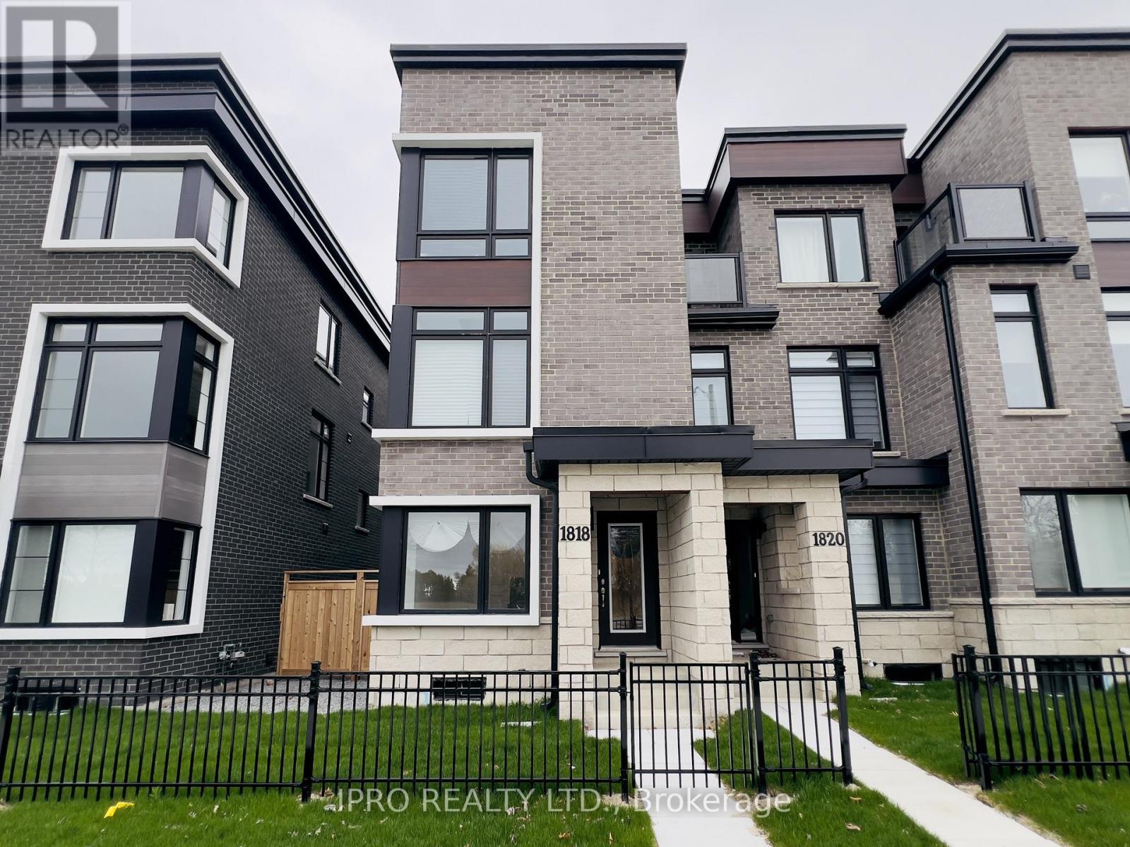 Property at 1818 DONALD COUSENS PARKWAY image 2