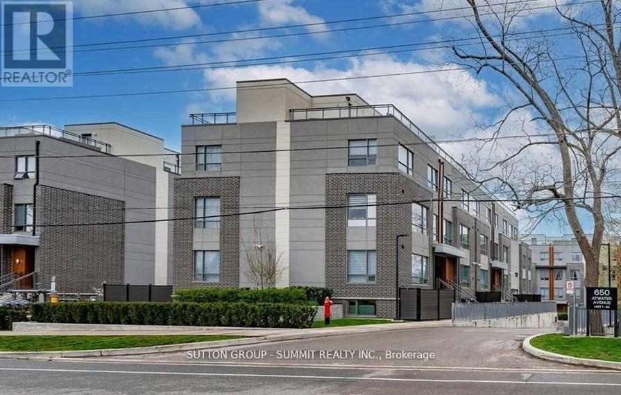 30 - 650 Atwater Avenue, Mississauga, Ontario  L5G 0B6 - Photo 1 - W12220246