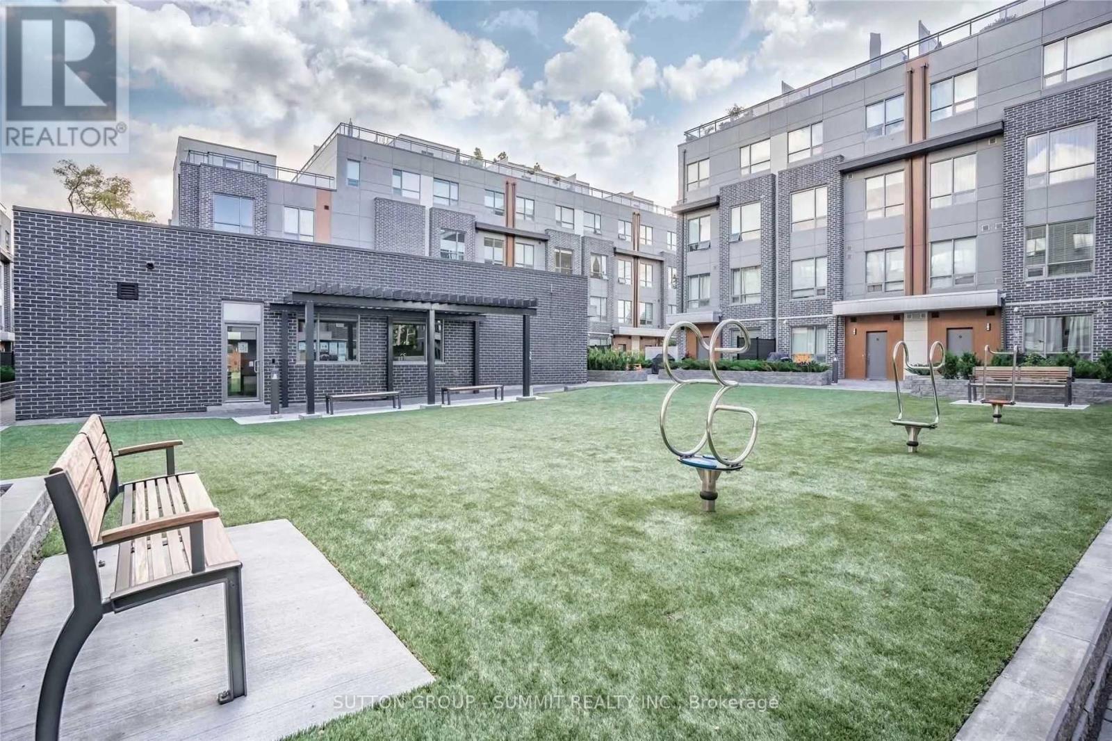 30 - 650 Atwater Avenue, Mississauga, Ontario  L5G 0B6 - Photo 24 - W12220246