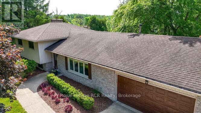 202122 21 Highway, Georgian Bluffs, Ontario  N4K 5N7 - Photo 1 - X12220957