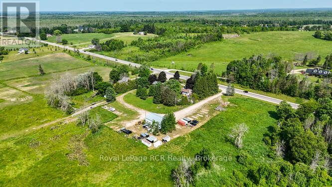 202122 21 Highway, Georgian Bluffs, Ontario  N4K 5N7 - Photo 40 - X12220957