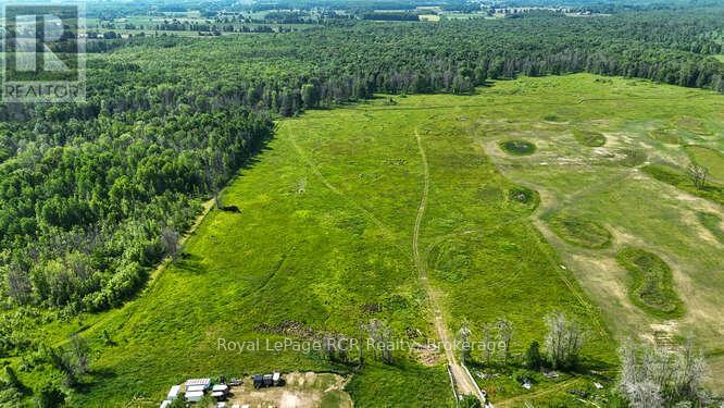 202122 21 Highway, Georgian Bluffs, Ontario  N4K 5N7 - Photo 44 - X12220957