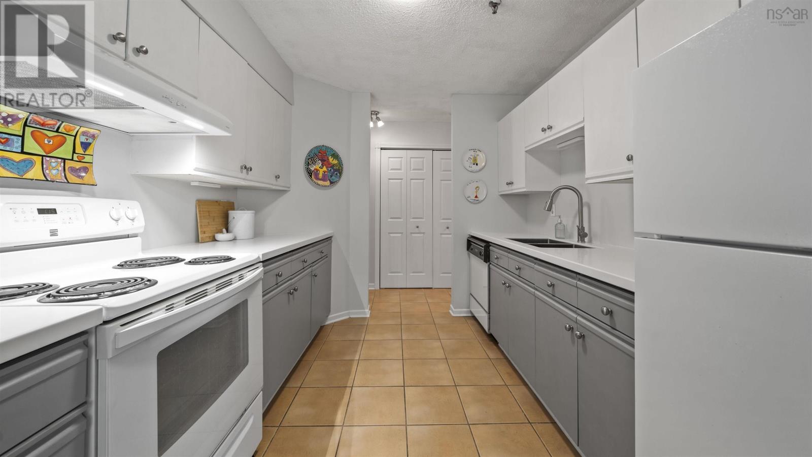 Property at 113 51 Wimbledon Road image 2