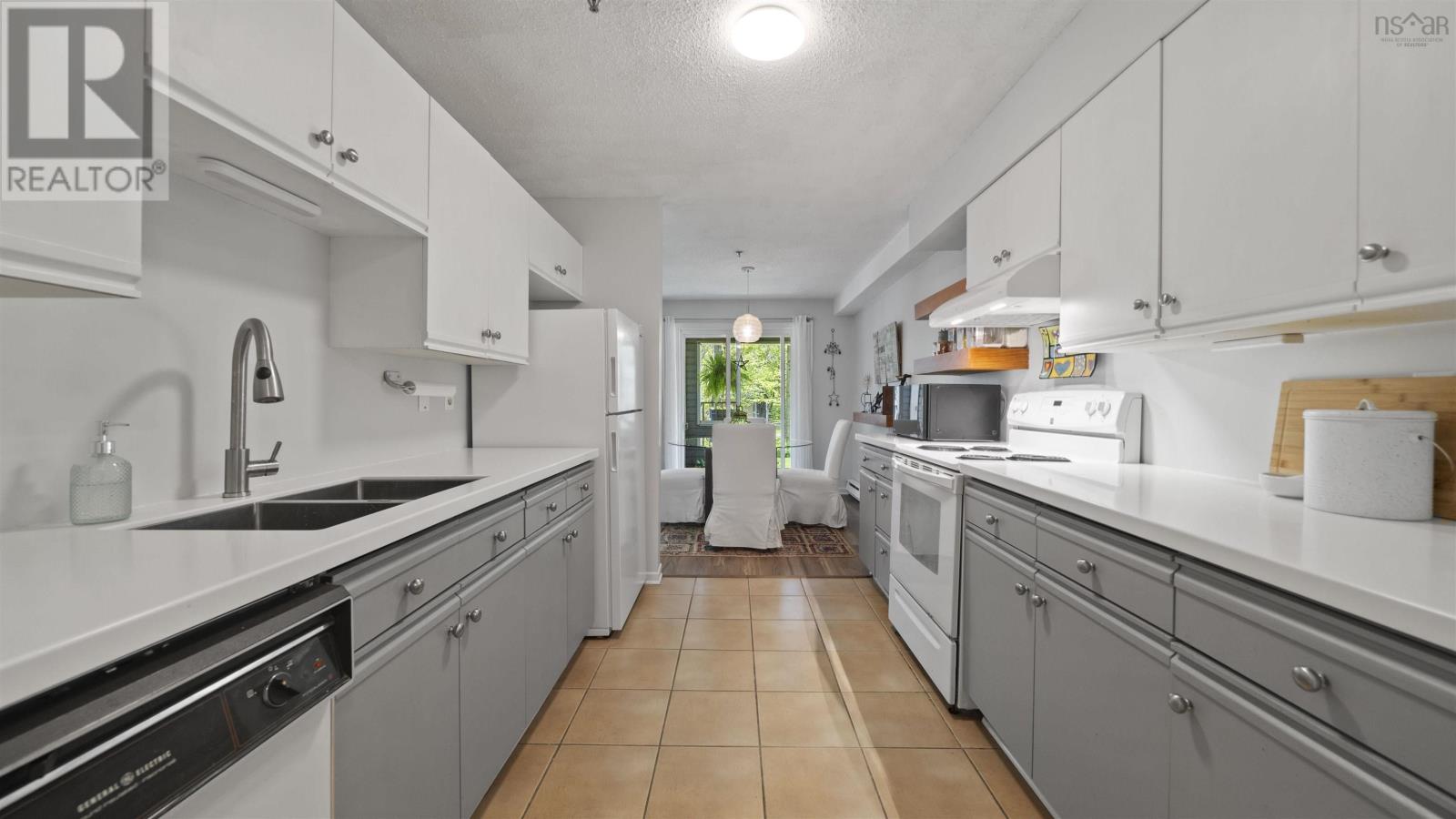 Property at 113 51 Wimbledon Road image 5