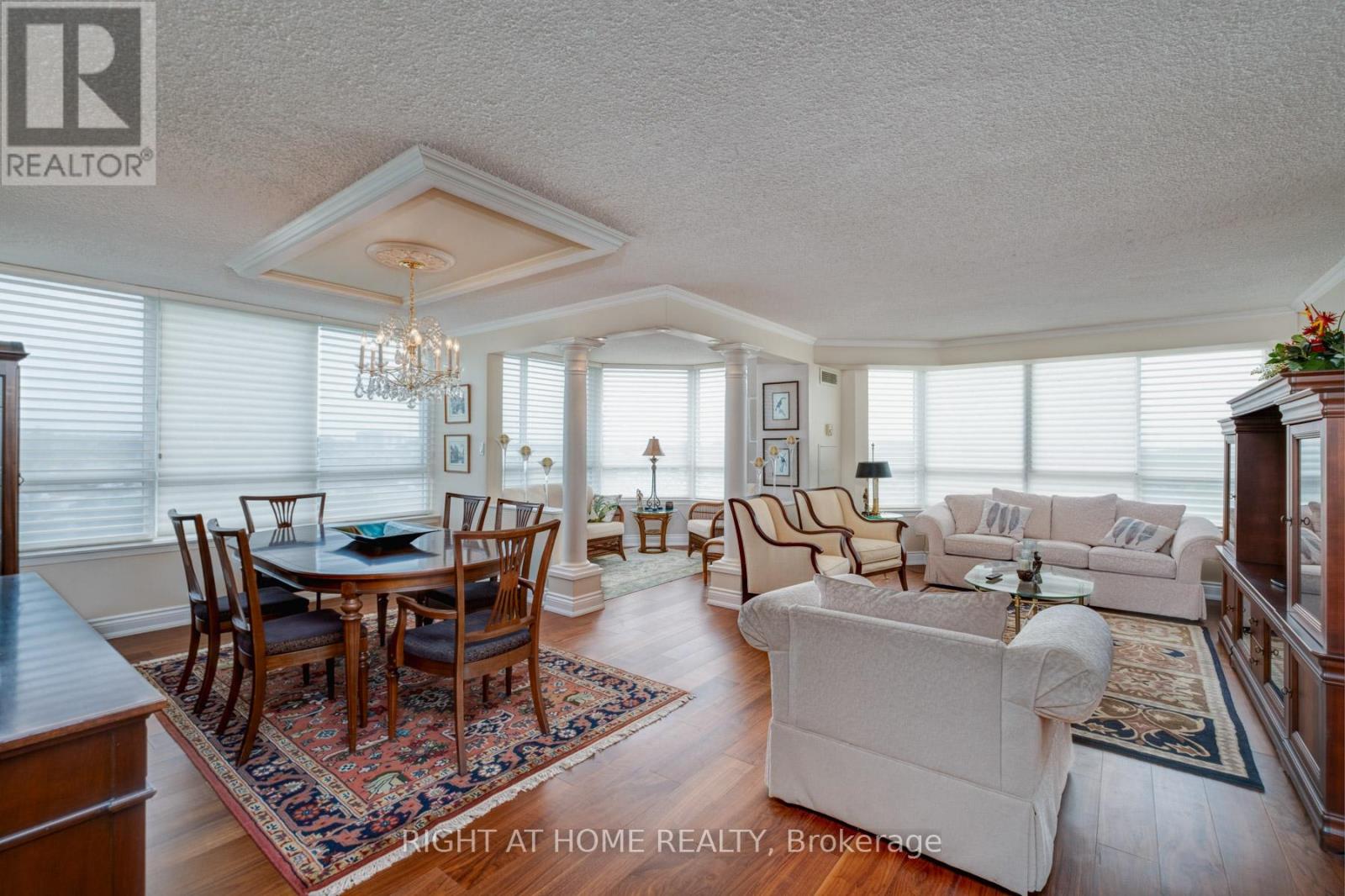 818 - 25 Austin Drive, Markham (Markville), Ontario  L3R 8H4 - Photo 14 - N12214978