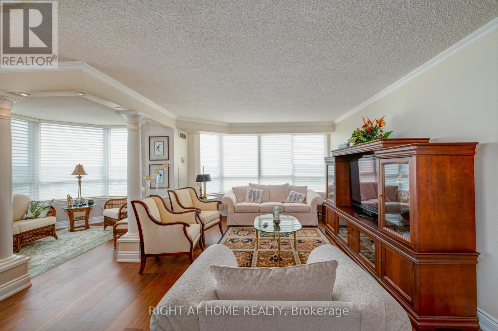 818 - 25 Austin Drive, Markham (Markville), Ontario  L3R 8H4 - Photo 18 - N12214978