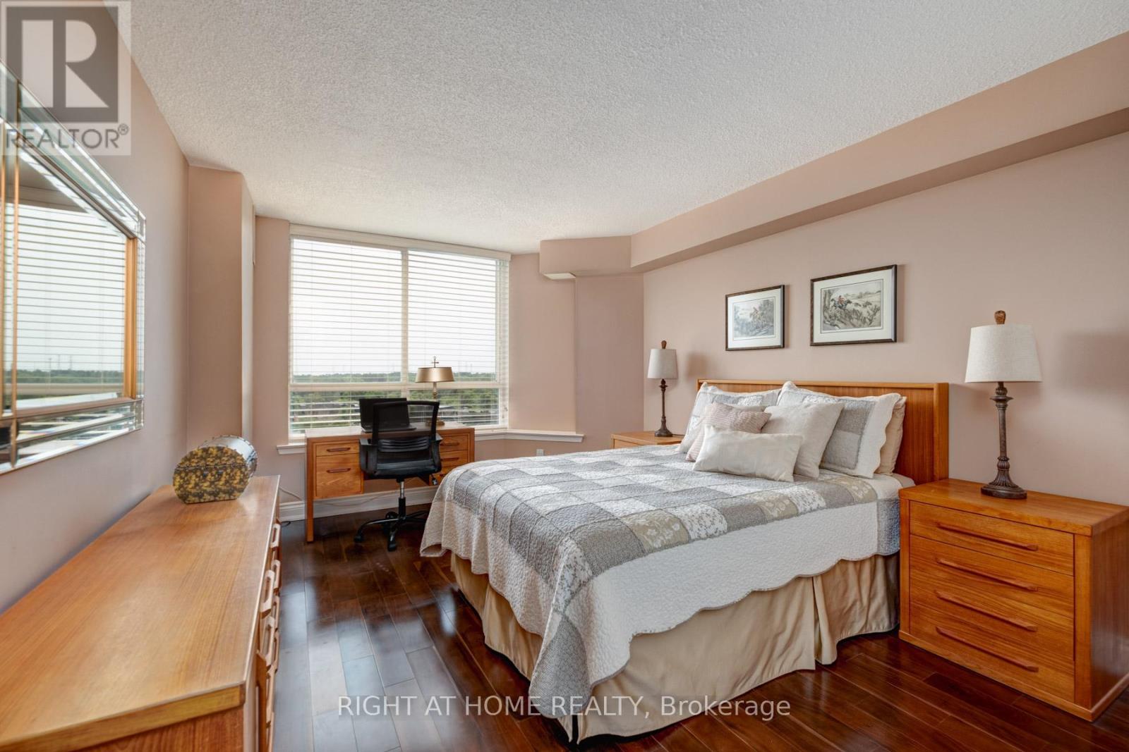 818 - 25 Austin Drive, Markham (Markville), Ontario  L3R 8H4 - Photo 26 - N12214978
