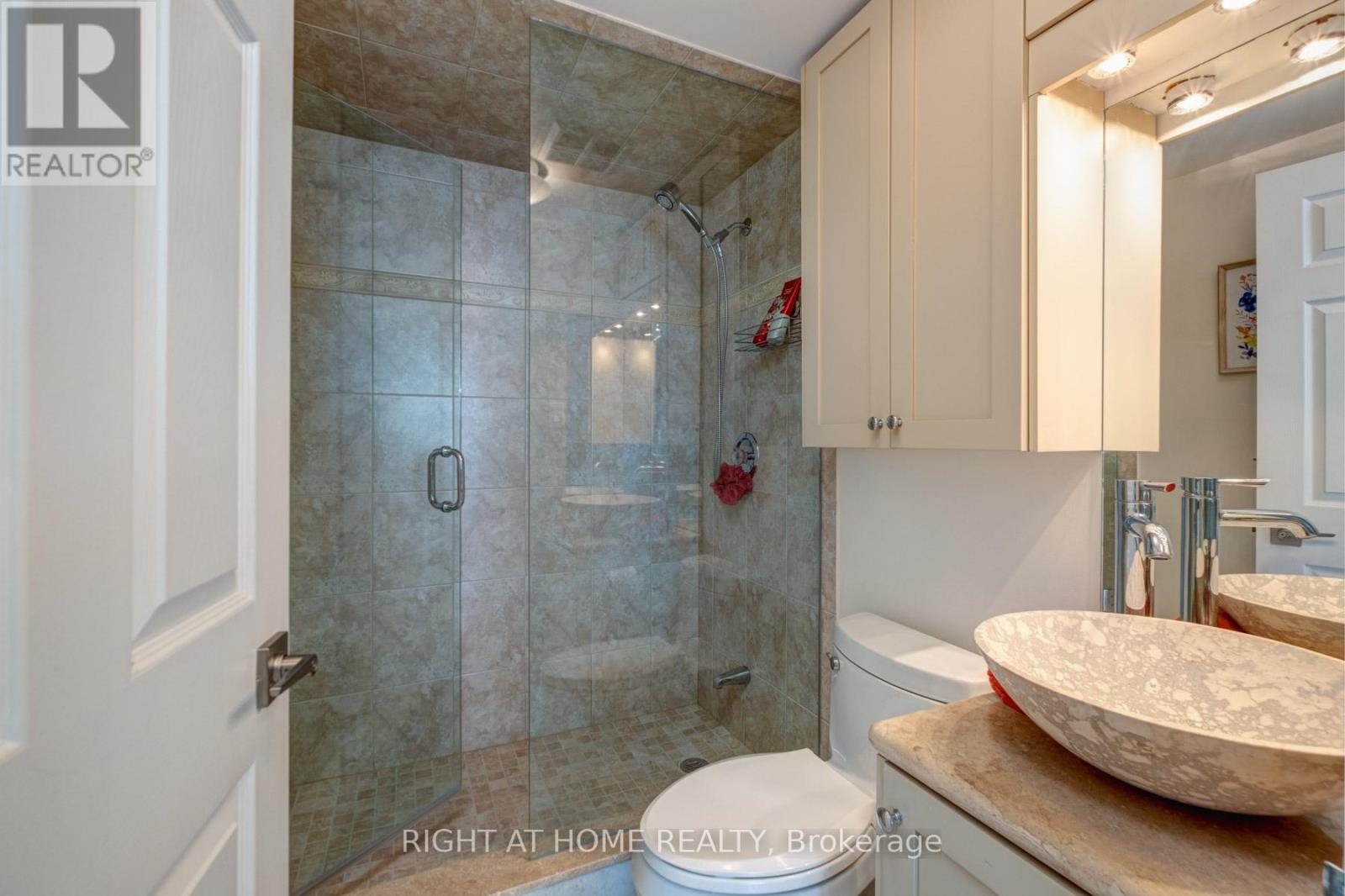 818 - 25 Austin Drive, Markham (Markville), Ontario  L3R 8H4 - Photo 27 - N12214978