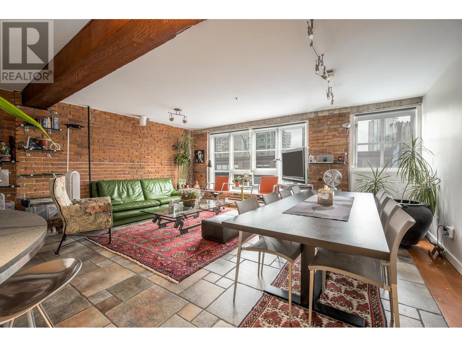 Listing Picture 7 of 23 : 205 1066 HAMILTON STREET, Vancouver / 溫哥華 - 魯藝地產 Yvonne Lu Group - MLS Medallion Club Member