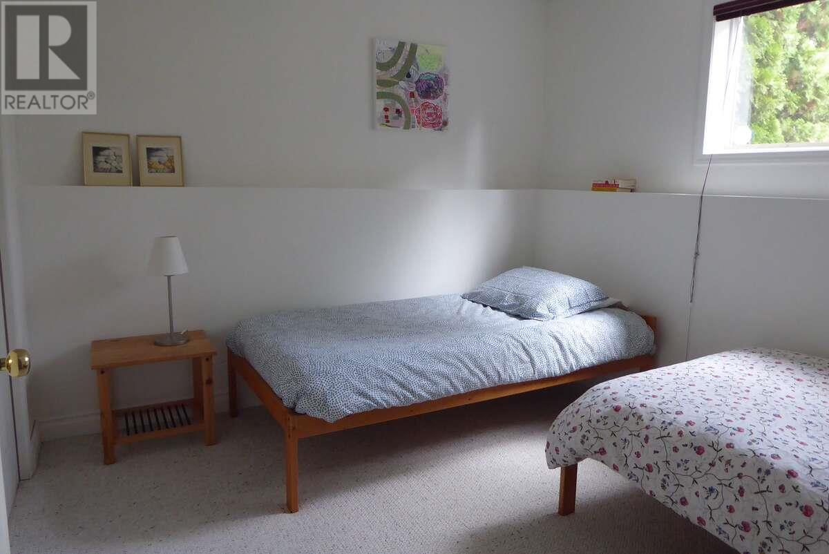 1510 Cedar Street, Golden, British Columbia  V0A 1H6 - Photo 29 - 10352278