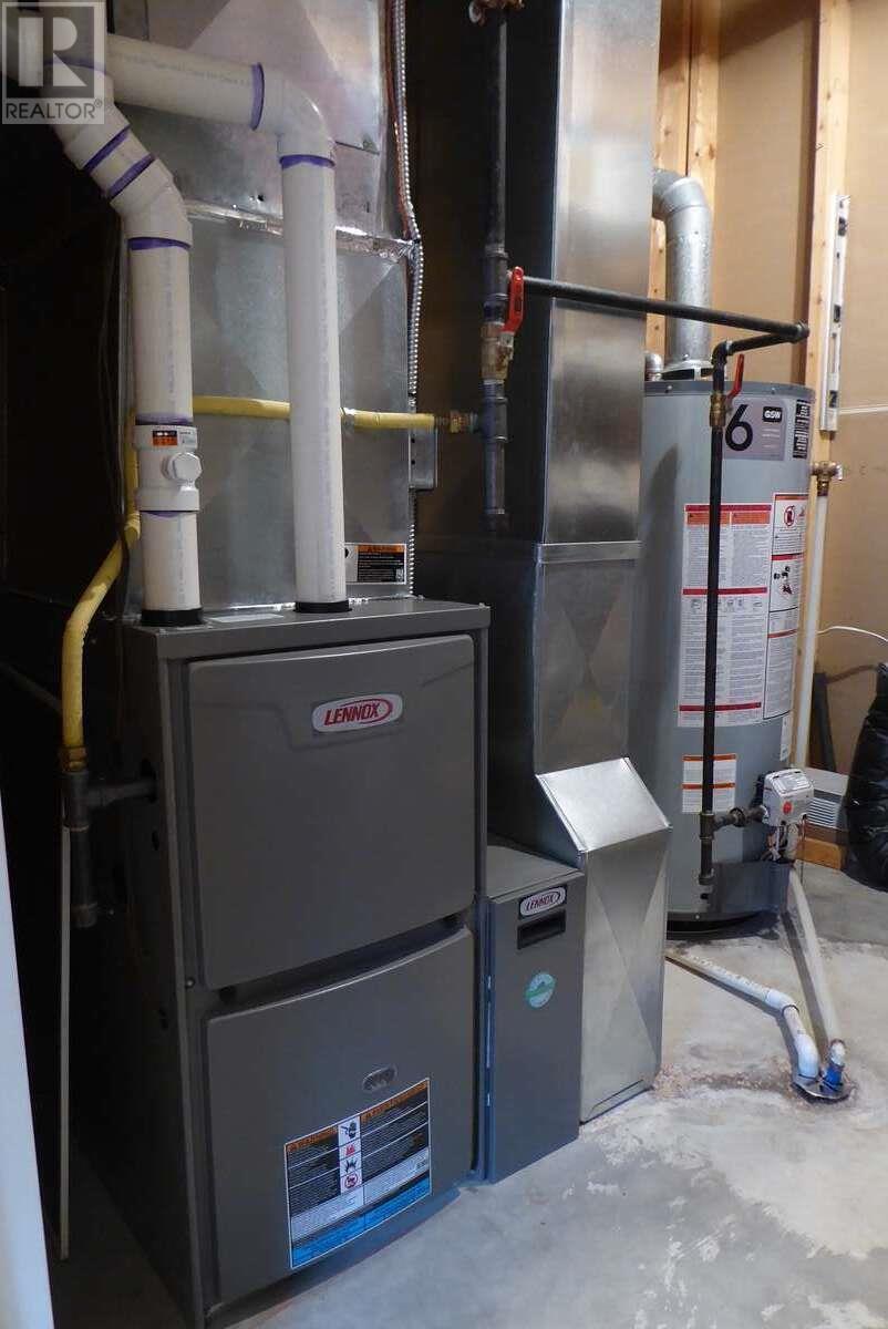 1510 Cedar Street, Golden, British Columbia  V0A 1H6 - Photo 39 - 10352278