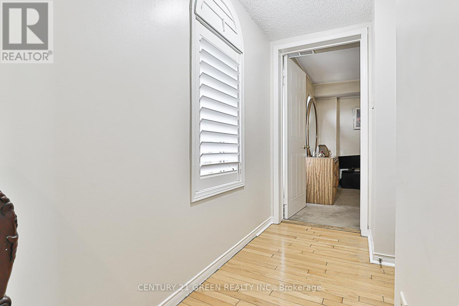 203 - 58 Sidney Belsey Crescent, Toronto, Ontario  M6M 5J2 - Photo 29 - W12200583
