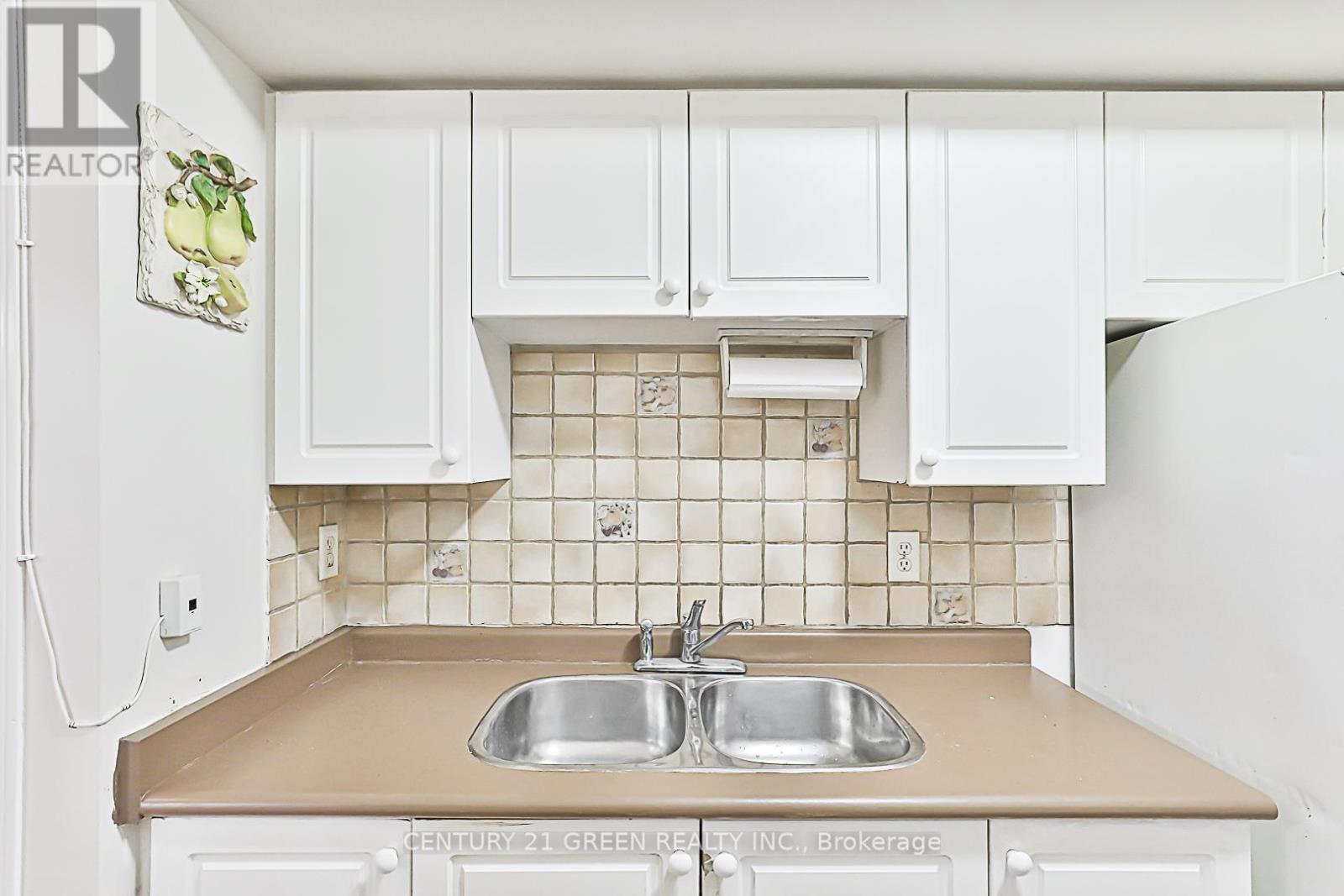 203 - 58 Sidney Belsey Crescent, Toronto, Ontario  M6M 5J2 - Photo 25 - W12200583
