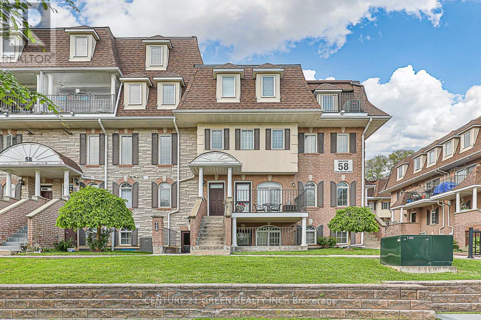 203 - 58 Sidney Belsey Crescent, Toronto, Ontario  M6M 5J2 - Photo 6 - W12200583