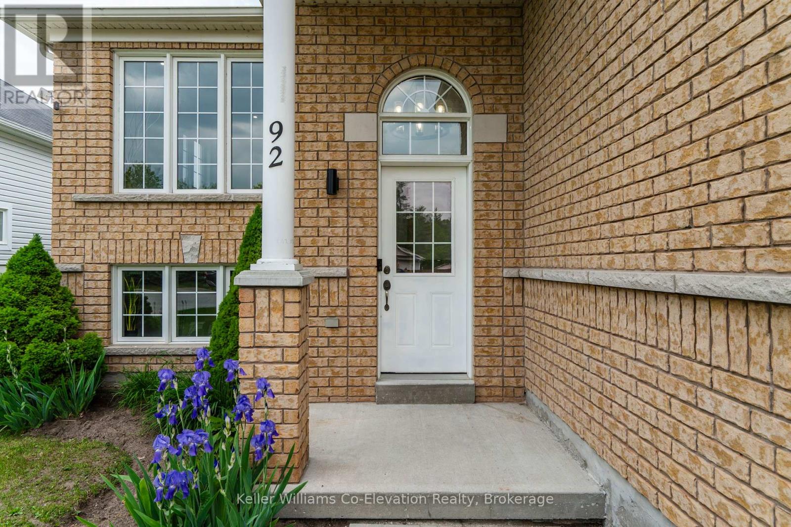 Property at 92 WESLEY AVENUE image 3