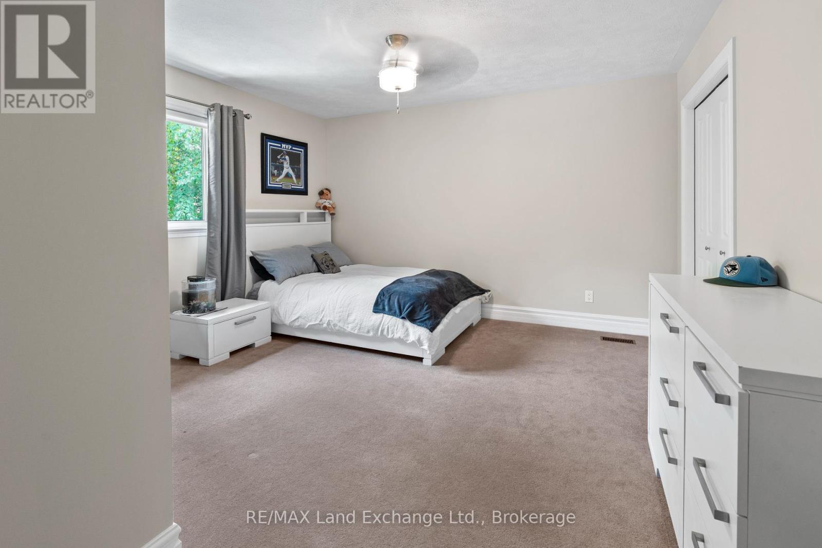 200 Trillium Drive, Saugeen Shores, Ontario  N0H 2C2 - Photo 18 - X12221028