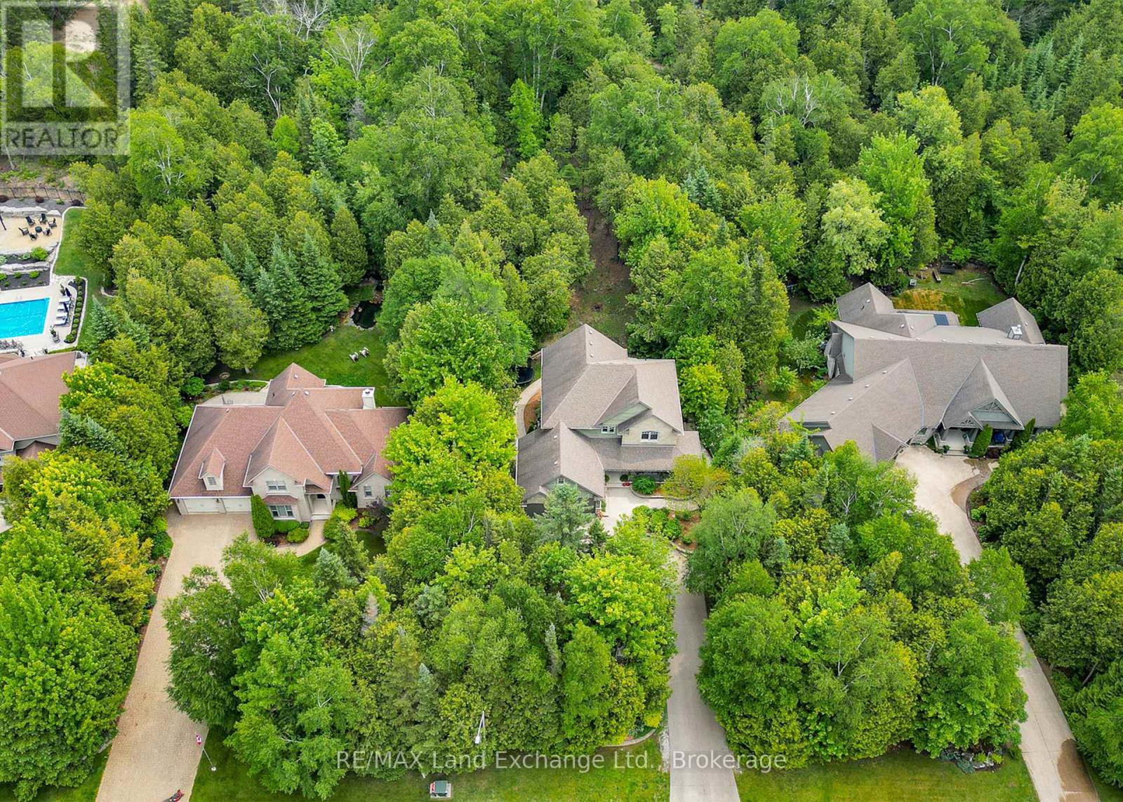 Property at 200 TRILLIUM DRIVE image 2