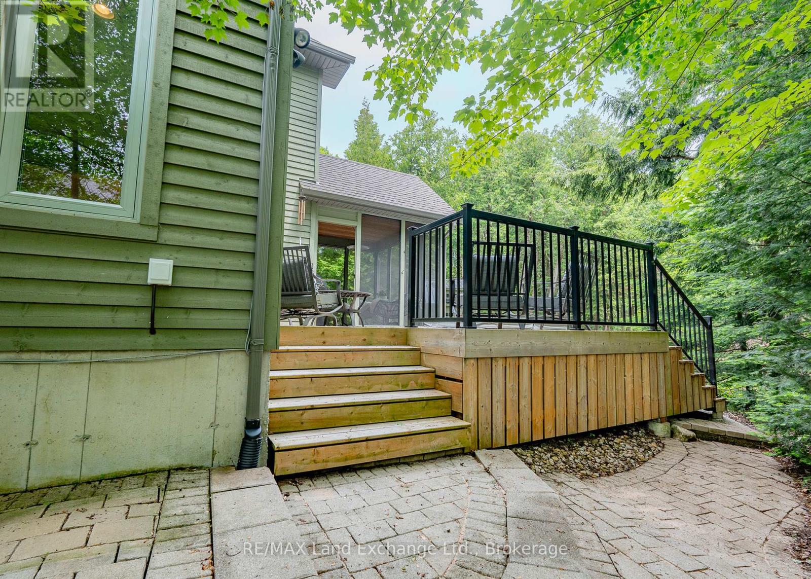 200 Trillium Drive, Saugeen Shores, Ontario  N0H 2C2 - Photo 37 - X12221028